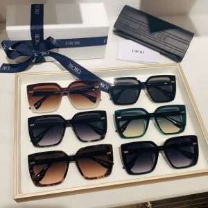 サングラス/メガネ