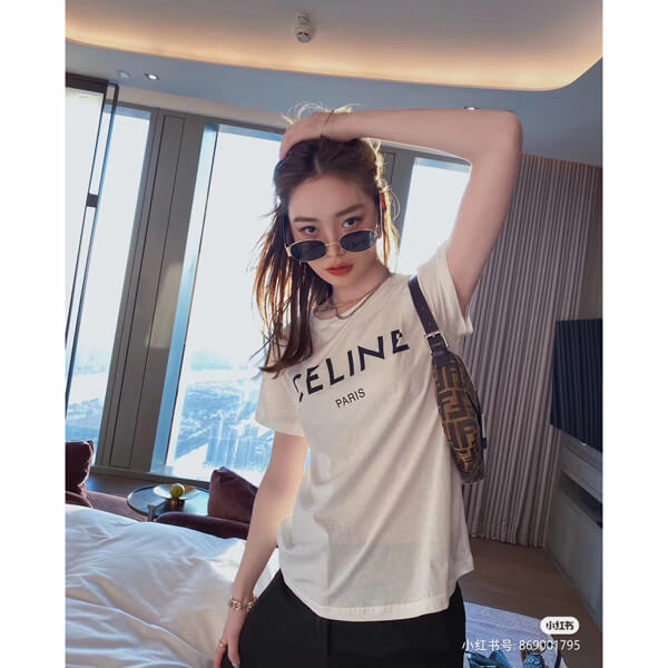 セリーヌ tシャツ 偽物 フロントロゴ 2X314916G38AW
