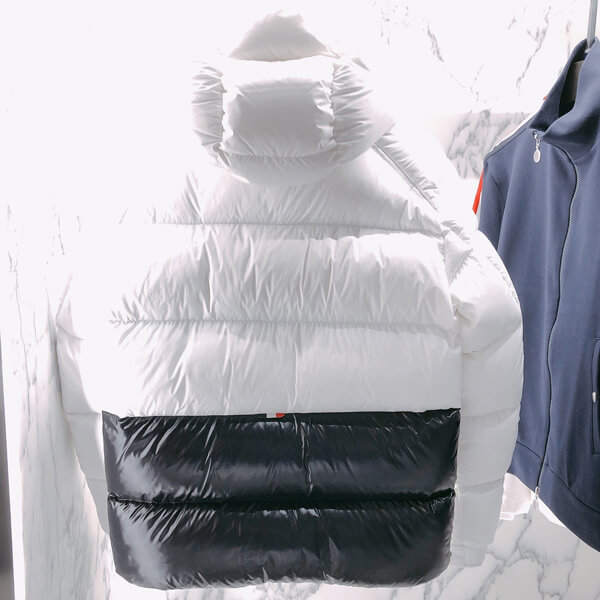 MONCLER偽物★20/21AW 今季注目のモデル MAURES★超希少カラー?関税込み