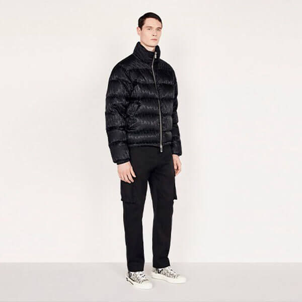 21春先行発売!【ディオール】ディオール OBLIQUE スタンドカラー ダウンジャケット 偽物 4color