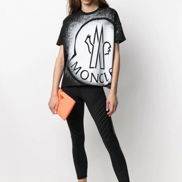 モンクレール ビッグロゴ プリント レディース Tシャツ偽物8C7B310829FB088