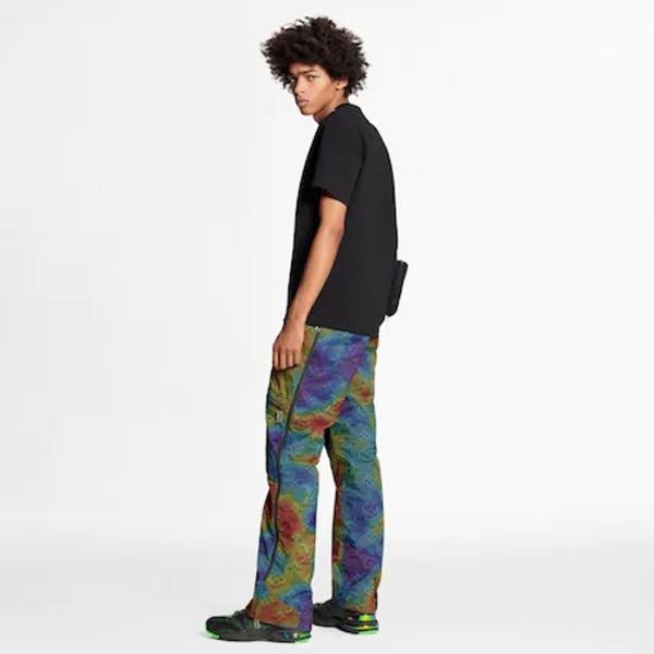 ☆新作☆ルイヴィトン?フラワープリントTシャツ 1A8H32