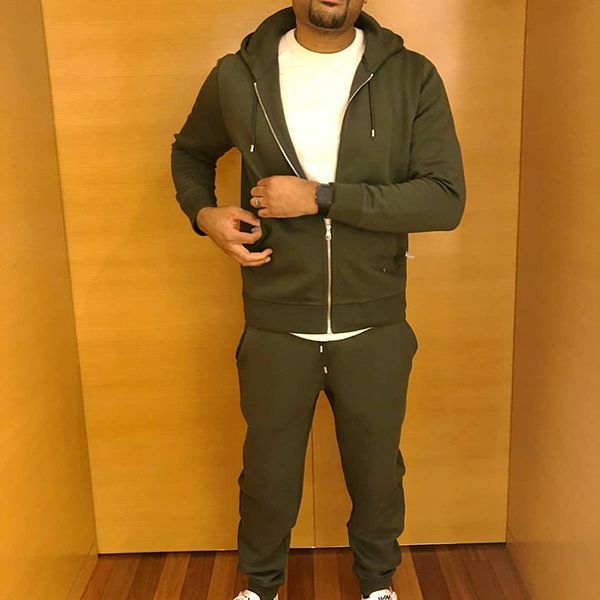 ☆ルイヴィトン☆完売前に!トラベル ジップアップ フーディコピー 1A5D45