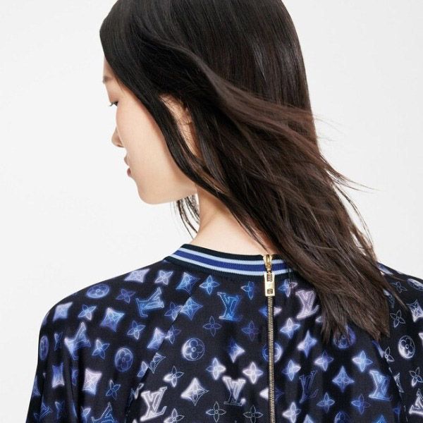 最新 ?ルイヴィトン ワンピース 偽物★マヒナ モノグラム スポーティセータードレス 1A9LNM