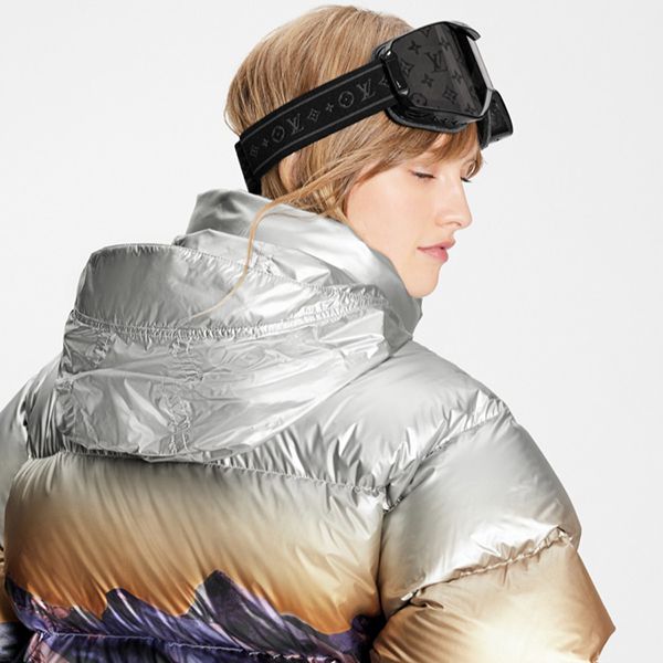 【完売必至】?ルイヴィトン ダウンジャケット 偽物☆ メタリックサンセット 1A9N5Y