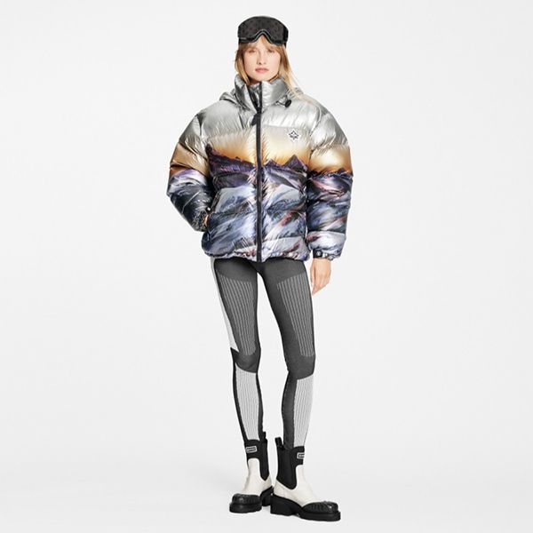 【完売必至】?ルイヴィトン ダウンジャケット 偽物☆ メタリックサンセット 1A9N5Y