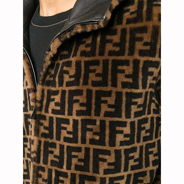 フェンディ FFラムファー＆レザー リバーシブル ジャケット 偽物