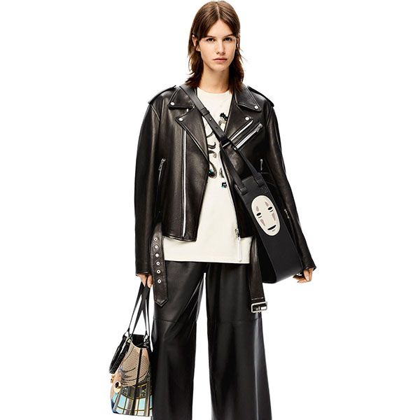 着心地抜群!ロエベ×千と千尋の神隠しスーパーコピー カオナシ バイカー ジャケット (ナパ)H862Y19X01