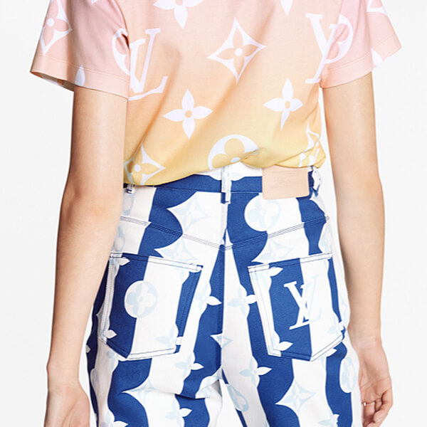 襟元のチェーンがポイント?ルイヴィトン☆モノグラム オンブレ Tシャツ☆1A8RPE