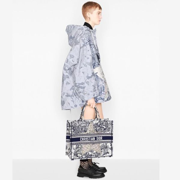 【ディオール】E-girls佐藤晴美さん着用*ピエトロ?ルッフォアノラック