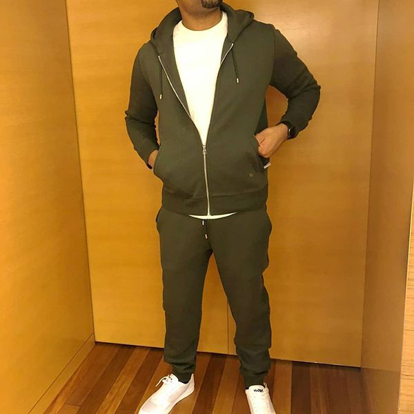 ☆ルイヴィトン☆完売前に!トラベル ジップアップ フーディコピー 1A5D45