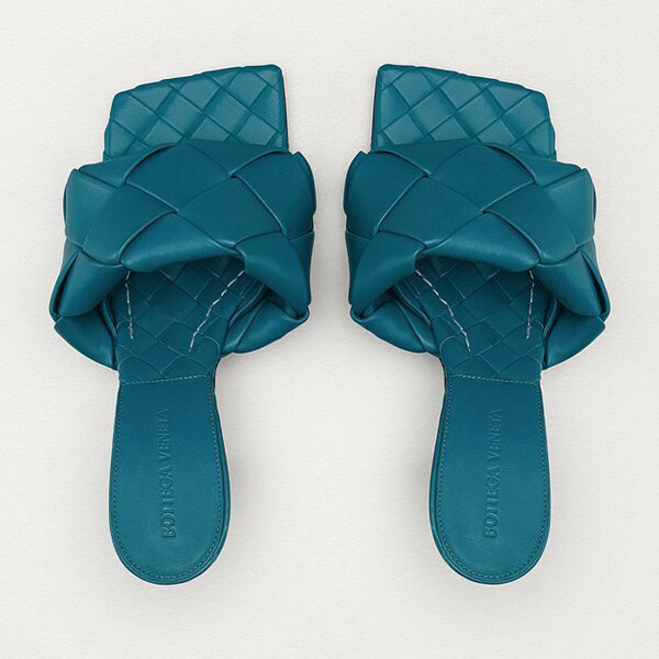 2020新作 ボッテガヴェネタ サンダル 偽物 多数雑誌掲載!話題のBVリドサンダルパデッドサンダル 608854VBSS01000