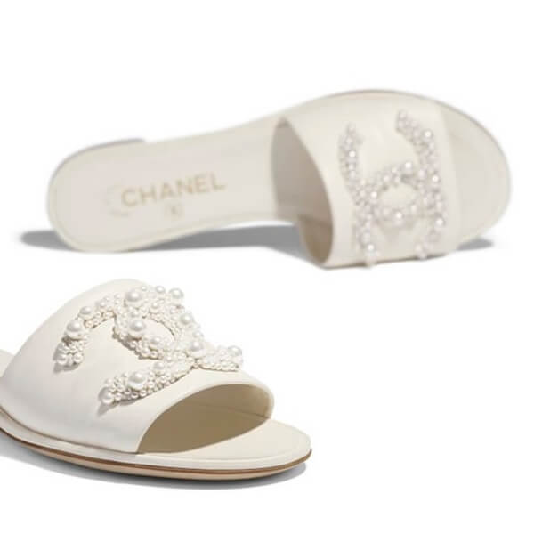  シャネル サンダル コピー 春夏新作 ミュール アイボリー バール CC フラット ラム 人気