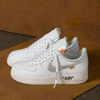 オフホワイト スニーカー 偽物 ナイキ コラボ ナイキ AIR FORCE 1 × OFF-WHITE☆エアフォース1 Complexcon限定 エア フォース