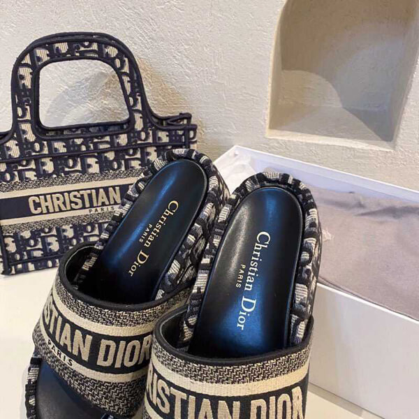 ディオール サンダル コピー 日本未入荷 ディオール レディースミュール DWAY SLIDE KCQ268OBE_S56B