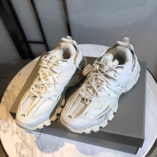 バレンシアガ 靴 トラックトレーナー 偽物 スニーカー 568614-w2gn1-9000