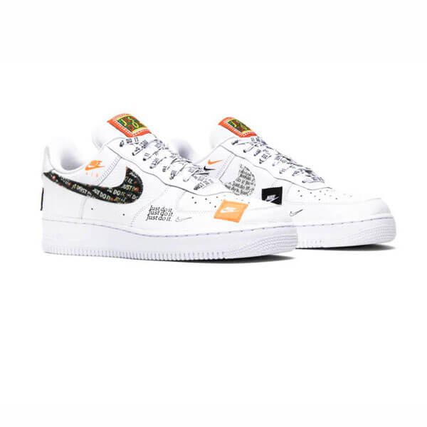 ★ナイキ スニーカー コピー ★激レア確定!世界が欲しがるプレミアムな一足♪AR7719-100