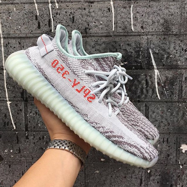 イージーブースト スーパーコピー アディダス yeezy 350 V2 ブルー ティント 