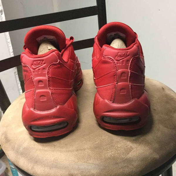 日本未発売モデル ナイキ エアマックス 95 RED 偽物 CQ9969-600 CQ9969 600