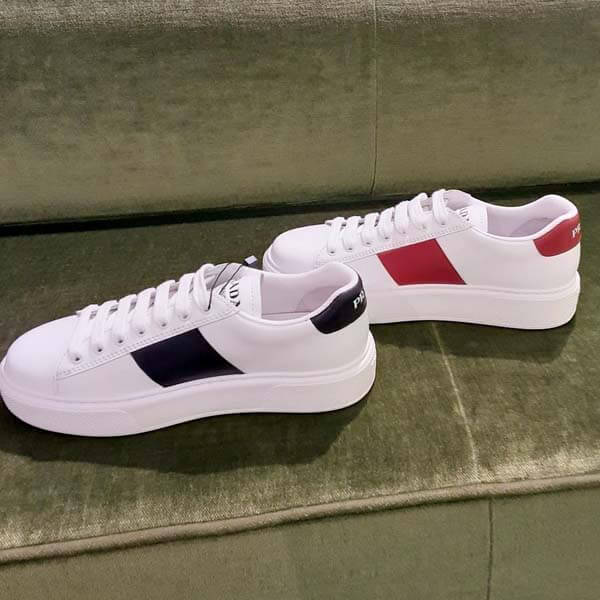 【セール】プラダ☆サイドライン&ロゴレザースニーカーコピー☆2EG354