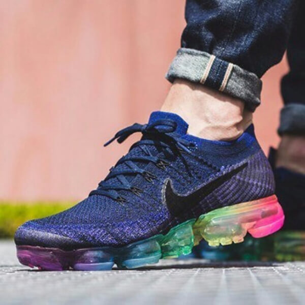 ナイキ Air VaporMax Be True 偽物 エアヴェイパーマックス883274-400