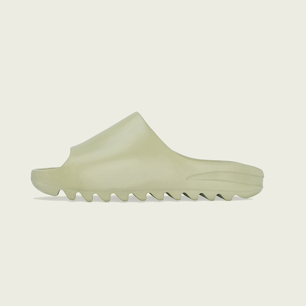 ☆超人気☆イージースライド偽物 アディダス Yeezy Slide Bone  ボーン サンダル FW6345