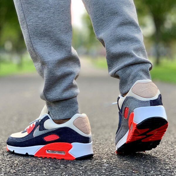 ナイキ × デンハム エアマックス90 レザー 偽物 スニーカー