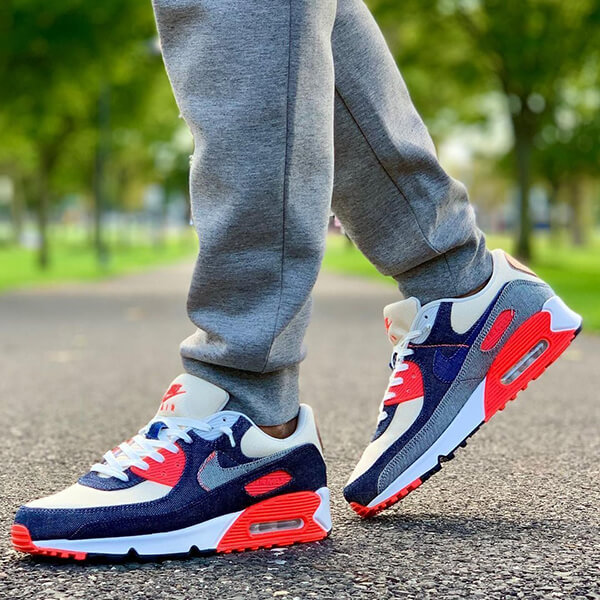 ナイキ × デンハム エアマックス90 レザー 偽物 スニーカー