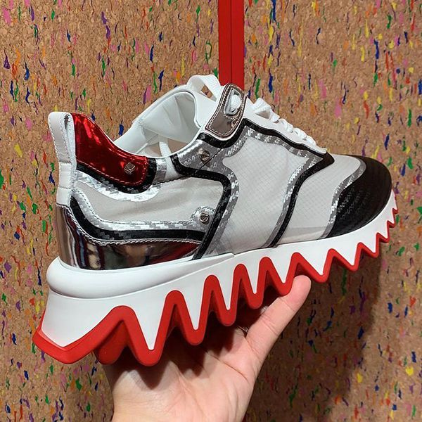 ルブタン Sharkina Sneakers スニーカー 偽物 3210246BK65