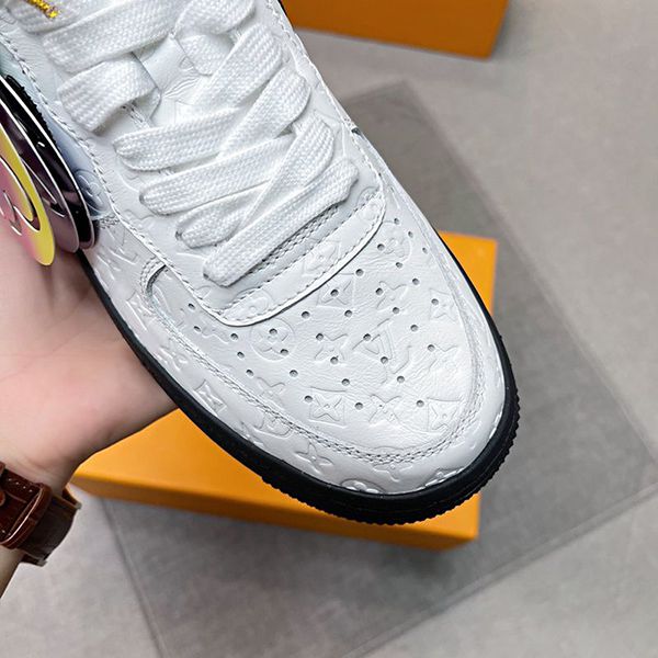 ルイヴィトン ナイキ 偽物 モノグラム エアフォース1 コラボスニーカー ブラックxホワイト