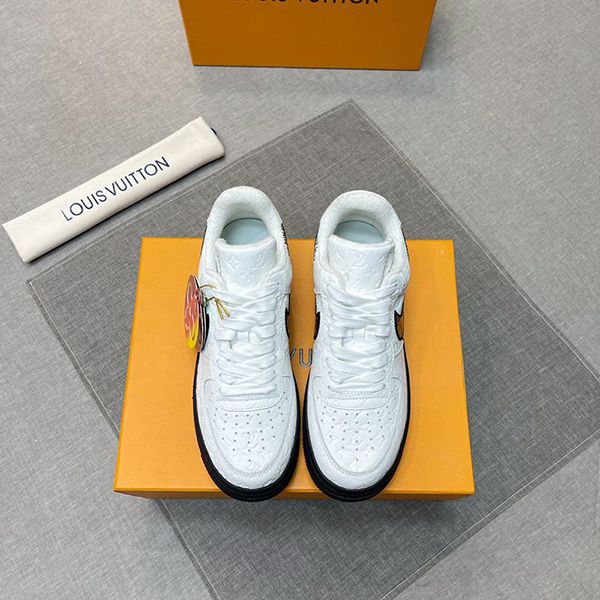 ルイヴィトン ナイキ 偽物 モノグラム エアフォース1 コラボスニーカー ブラックxホワイト