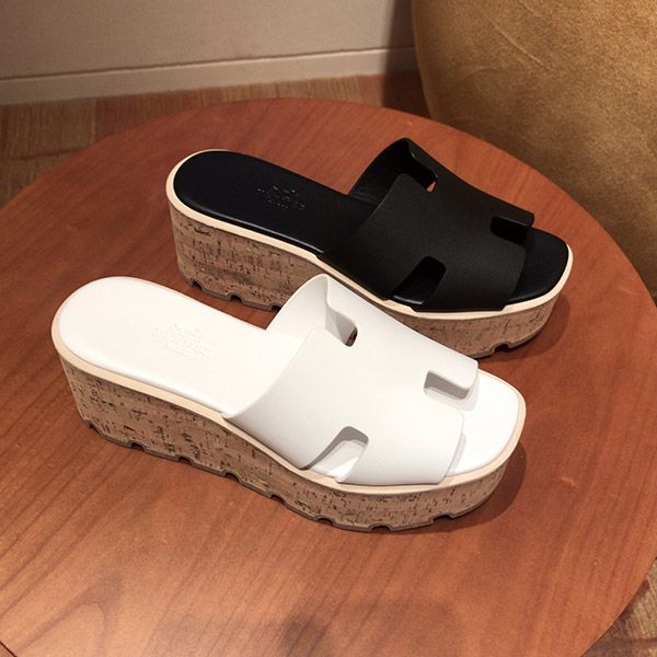 2022春夏新作 エルメス 偽物 プラットフォーム サンダル エズ 30 H221026Z