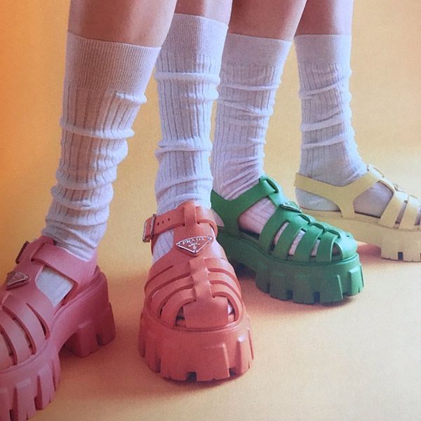 入手困難!【プラダ サンダル コピー】厚底モノリスフォームラバーサンダル 7色