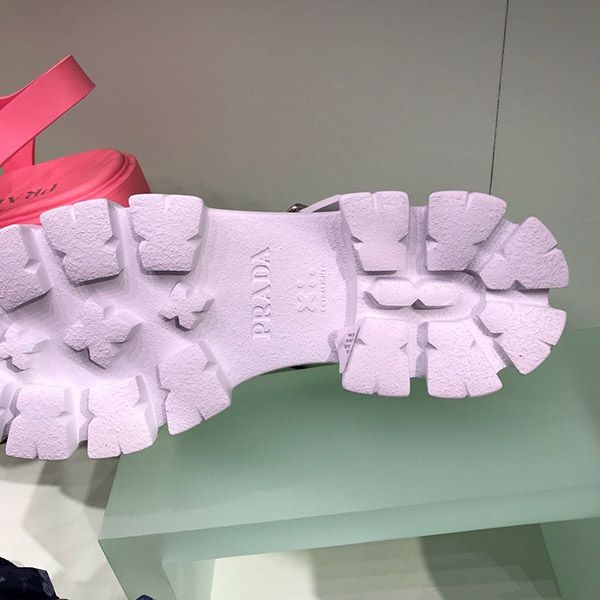 入手困難!【プラダ サンダル コピー】厚底モノリスフォームラバーサンダル 7色