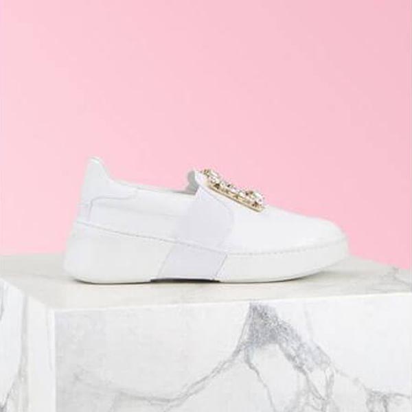 Roger Vivier クリスタルバックル付 レザー スケート スニーカー 21030925