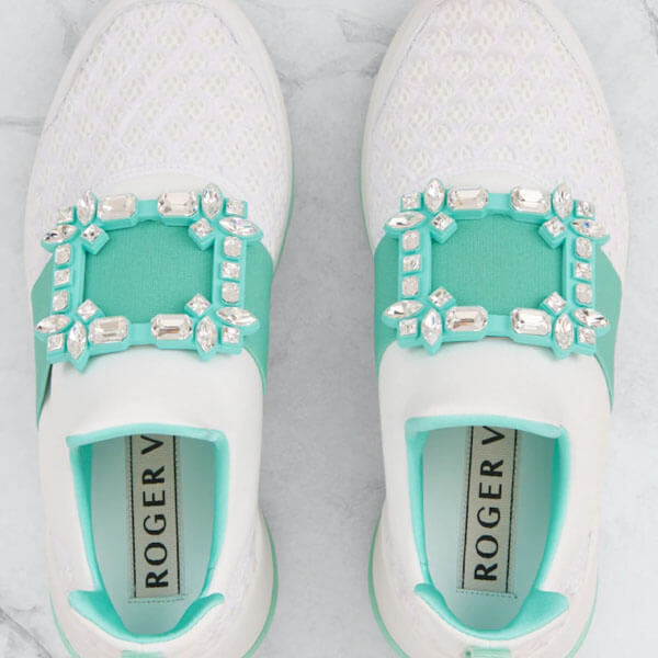 ロジェ・ヴィヴィエ☆ ヴィヴ ラン ストラス バックル B 21030926