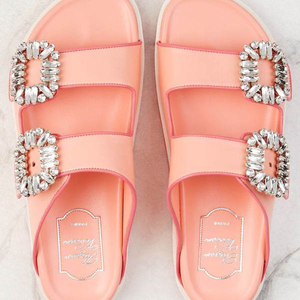 日本完売サイズあり☆【ロジェ ヴィヴィエ】スポーツサンダル 2色 コピー RVW45820510BSS1T34