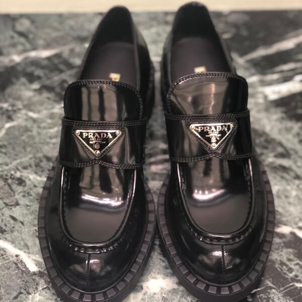 新作!プラダ☆ブラッシュドレザーローファー 1D246M_B4L_F0009_F_050