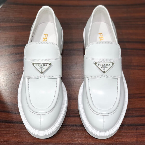 新作!プラダ☆ブラッシュドレザーローファー 1D246M_B4L_F0009_F_050