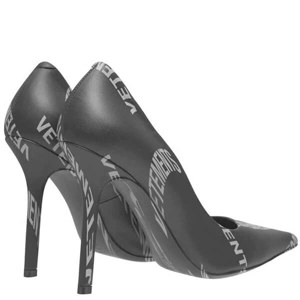 残少 VETEMENTS ヴェトモン ロゴピンヒール コピー 105 LD94