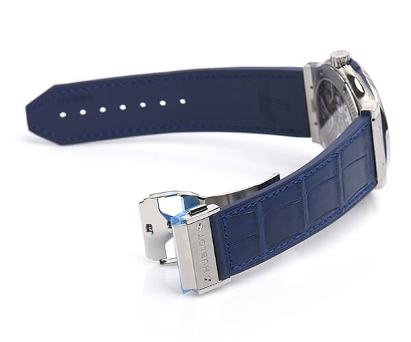 ウブロ クラシックフュージョン パワーリザーブ8デイズチタニウムブルー スーパーコピー 516.NX.7170.LR