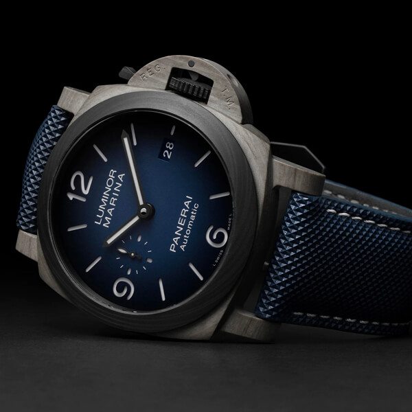 2020年 パネライスーパーコピー新作 ルミノール マリーナ ファイバーテック 44mm  PAM01663