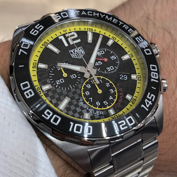 2020新作 タグホイヤー 偽物フォーミュラ1クロノグラフ CAZ101AC.FT8024
