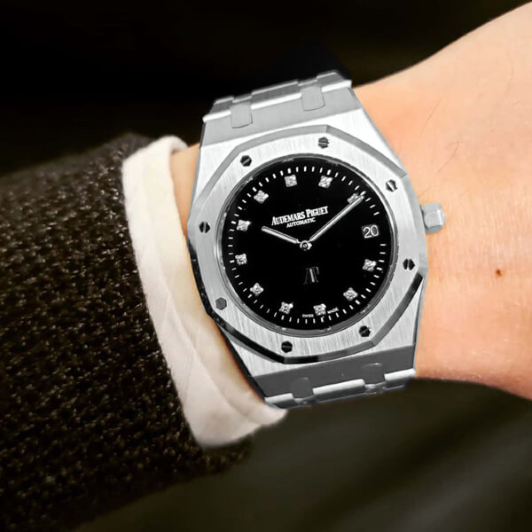 オーデマ ピゲロイヤル オーク “ジャンボ” エクストラ シン偽物 15206PT.OO.1240PT.01