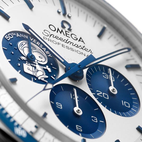 2020年 オメガ新作 スピードマスター偽物“シルバー スヌーピー アワード” 50周年記念 310.32.42.50.02.001