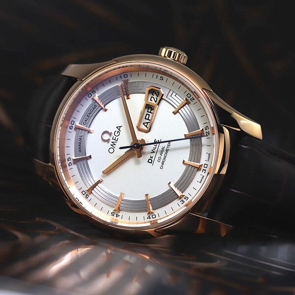 オメガ 偽物デビル アワービジョン 431.63.41.22.02.001