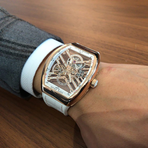 フランクミュラー ヴァンガード 7デイズ パワーリザーブ スケルトン V45S6SQTSTG ACBC