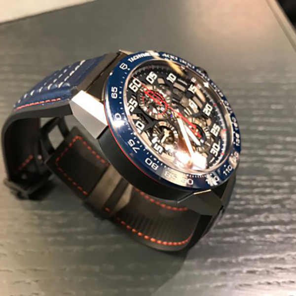 タグホイヤー スーパーコピー カレラ キャリバー ホイヤー01 クロノグラフ レッドブルレーシング CAR2A1K.BA0703