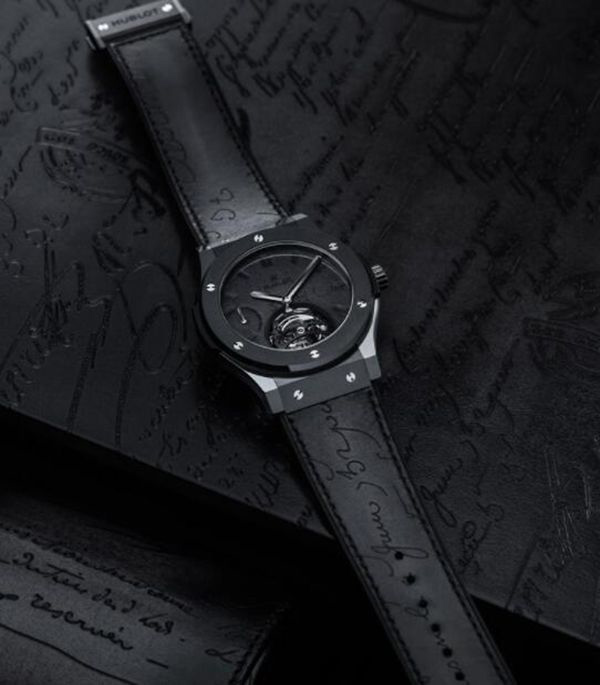 ウブロ 2021年新作モデルクラシックフュージョン トゥールビヨン 5デイ パワーリザーブ ベルルッティ スクリット オールブラック