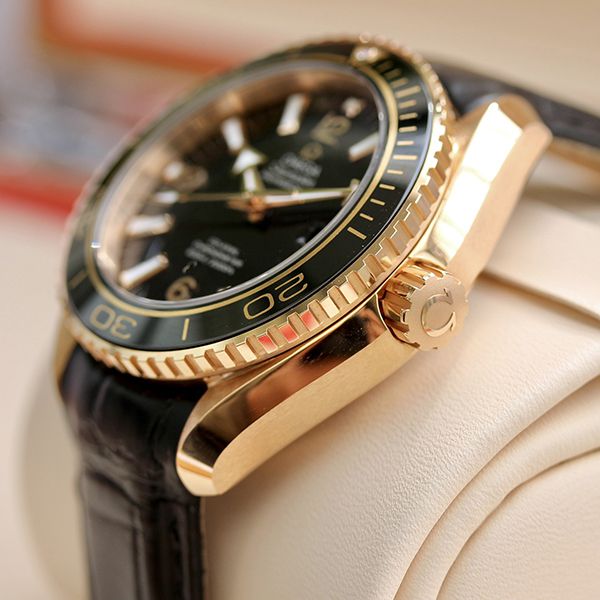 オメガ シーマスター偽物 プラネットオーシャン 232.63.38.20.01.001